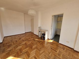 Foto 3 de Honorio Pueyrredon al 600 Departamento de 2 Ambientes con Balcón en Alquiler
