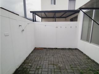 Foto 6 de Pomasqui, Casa en Renta, 77m2, 2 Habitaciones