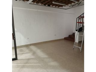 Foto 3 de El Batán, Local Comercial en Renta, 55m2, 2 Ambientes