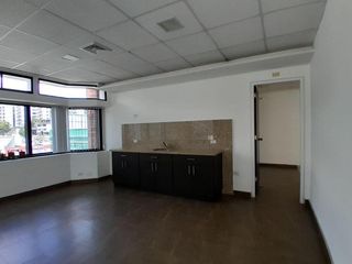 Foto 16 de RENTO OFICINA 180m2 - AVENIDA BRASIL.