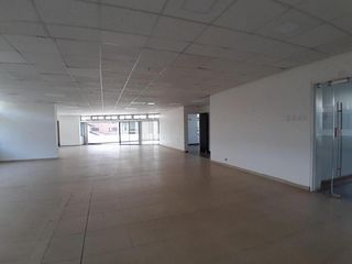 Foto 15 de RENTO OFICINA 180m2 - AVENIDA BRASIL.