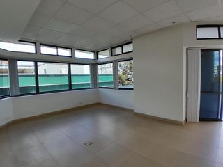 Foto 3 de RENTO OFICINA 180m2 - AVENIDA BRASIL.