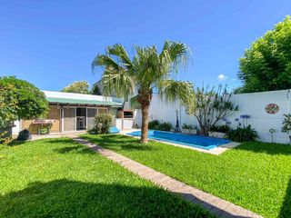 Foto 1 de CASA A LA VENTA