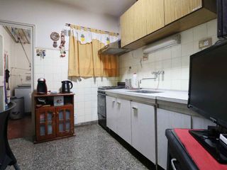 Foto 6 de DEPARTAMENTO 4 AMBIENTES VENTA BOEDO COCHERA
