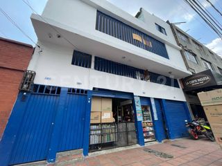 Foto 1 de OPORTUNIDAD VENTA BODEGA - EDIFICIO BARRIO OBRERO