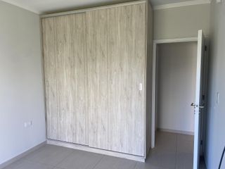 Foto 19 de Casa de 3 dormitorios en alquiler en La Castilla Club de Campo