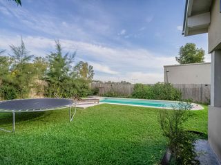 Foto 46 de Casa 4AMB con PISCINA -  Santa Elena