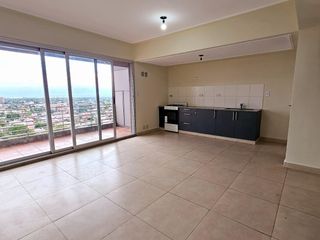 Foto 2 de ALQUILER! Departamento de categoría tipo dúplex de 2 dormitorios en Lavalle al 1100, Barrio Sur