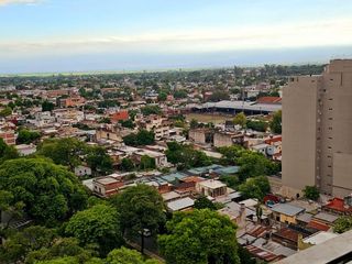Foto 9 de ALQUILER! Departamento de categoría tipo dúplex de 2 dormitorios en Lavalle al 1100, Barrio Sur
