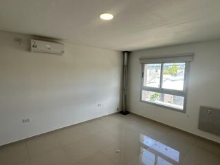 Foto 6 de Duplex en alquiler a mts. de Av. Dean Funes -  Zona Nuevo Tenis Club
