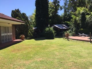 Foto 1 de Casa en  alquiler en Funes