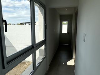Foto 15 de Departamento en alquiler de 2 dormitorios a estrenar a mts. de Av. H. Yrigoyen