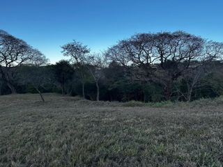 Foto 14 de Terreno en venta  1.700 M2 en La Reserva, San Lorenzo