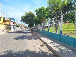 Foto 1 de VENTA DE TERRENO EN VILLA MAGISTERIAL - CERCADO
