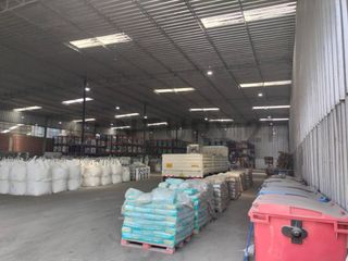 Foto 21 de SE VENDE LOCAL INDUSTRIAL