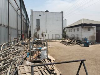 Foto 10 de SE VENDE LOCAL INDUSTRIAL