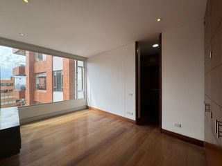 Foto 9 de ¡OPORTUNIDAD ÚNICA! Apartamento de Lujo en Rosales Reservado