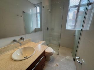 Foto 20 de ¡OPORTUNIDAD ÚNICA! Apartamento de Lujo en Rosales Reservado