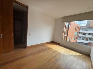 Foto 16 de ¡OPORTUNIDAD ÚNICA! Apartamento de Lujo en Rosales Reservado