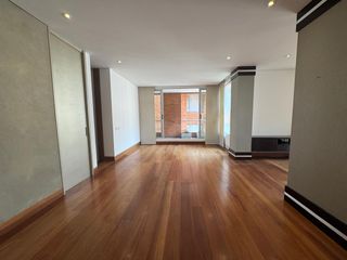 Foto 5 de ¡OPORTUNIDAD ÚNICA! Apartamento de Lujo en Rosales Reservado