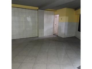 Foto 7 de La Magdalena, Local Comercial en Renta, 650m2, 2 Ambientes