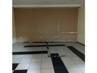 Foto 4 de La Magdalena, Local Comercial en Renta, 650m2, 2 Ambientes