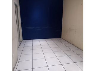 Foto 3 de La Magdalena, Local Comercial en Renta, 650m2, 2 Ambientes