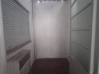 Foto 10 de CASA EN ALQUILER 2 DORM, PATIO Y COCHERA - AV GRAL PAZ 6000