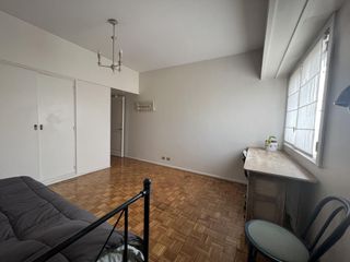 Foto 10 de Muy lindo departamento en Callao y Melo – 120m2 - TODO LUZ - 3 dorm  AMOBLADO Y EQUIPADO