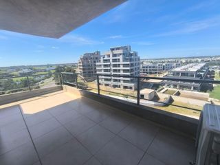 Foto 2 de Departamento 2 ambientes con gran balcon y parrilla  en alquiler Insignia Nordelta