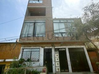 Foto 15 de Dúplex + Sótano en Venta en San Juan de Lurigancho