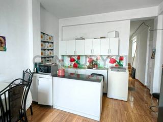 Foto 3 de Dúplex + Sótano en Venta en San Juan de Lurigancho