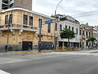 Foto 5 de ¡Oportunidad Única! Venta de Local Comercial en el Corazón de Lima