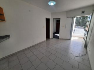 Foto 7 de Departamento en alquiler en Lanus Oeste