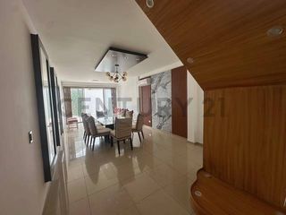 Foto 5 de Amplia y Moderna Casa de Alquiler de 5 dormitorios Ciudad Celeste