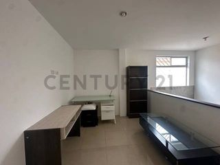 Foto 34 de Amplia y Moderna Casa de Alquiler de 5 dormitorios Ciudad Celeste