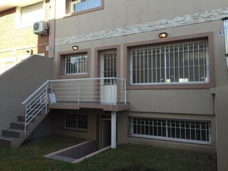 Foto 9 de CHALET DUPLEX  7 MTS DE FRENTE  4 PLANTAS  3 DORMIT JARDIN PLAY GARAGE