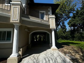Foto 5 de Casa en Alquiler en Pilar con 6 dormitorios
