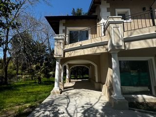 Foto 3 de Casa en Alquiler en Pilar con 6 dormitorios