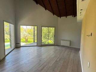 Foto 14 de Casa en Alquiler en Pilar con 6 dormitorios