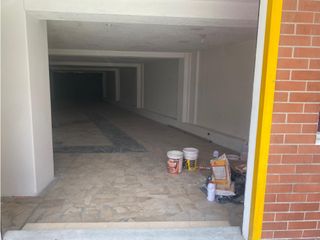 Foto 10 de Eloy Alfaro, Local Comercial en Renta, 200m2, 3 Ambientes
