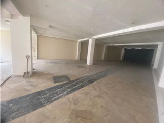 Foto 12 de Eloy Alfaro, Local Comercial en Renta, 200m2, 3 Ambientes
