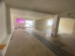 Foto 7 de Eloy Alfaro, Local Comercial en Renta, 200m2, 3 Ambientes