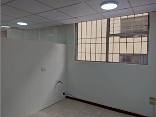 Foto 21 de Iñaquito, Oficina en Renta, 100m2, 4 Ambientes