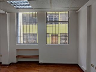 Foto 17 de Iñaquito, Oficina en Renta, 100m2, 4 Ambientes