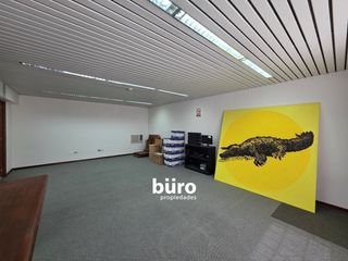 Foto 14 de EDIFICIO COMPLETO EN VENTA EN SAN ISIDRO INICIALMENTE RESIDENCIAL HOY OFICINAS