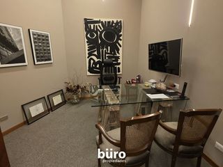 Foto 18 de EDIFICIO COMPLETO EN VENTA EN SAN ISIDRO INICIALMENTE RESIDENCIAL HOY OFICINAS