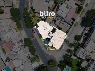 Foto 32 de EDIFICIO COMPLETO EN VENTA EN SAN ISIDRO INICIALMENTE RESIDENCIAL HOY OFICINAS