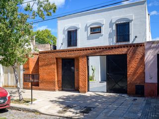 Foto 2 de Casa en venta tres dormitorios en Junin centrica