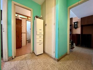 Foto 40 de Amplia Casa en Roque Saenz Peña - 3 dormitorios con cochera, patio, parrillero